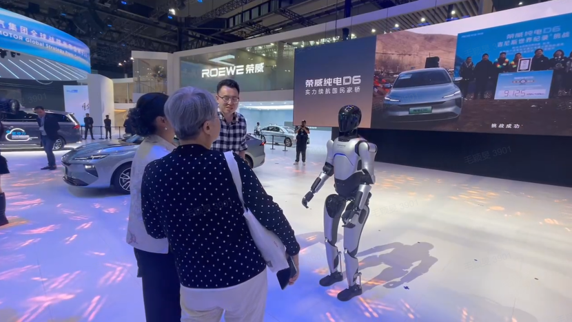機器人銷售上線 智元遠征A2亮相2025上海車展，開啟智能機器人銷售新篇章